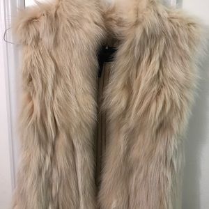 Cream fox fur BCBGMAXAZRIA vest